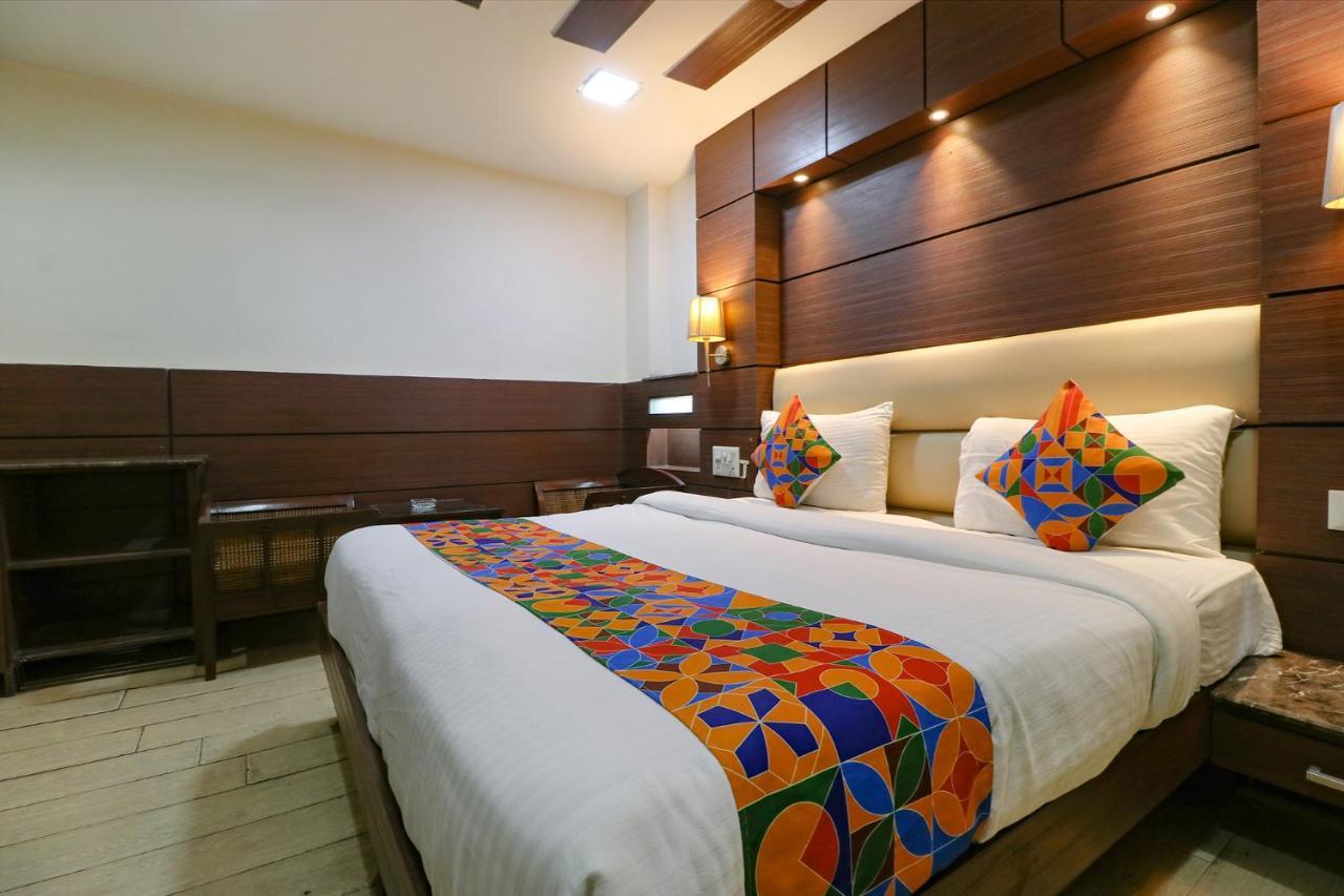 แฟ็บโฮเทล แอดไมร์ สวีท Hotel นิวเดลี ภายนอก รูปภาพ