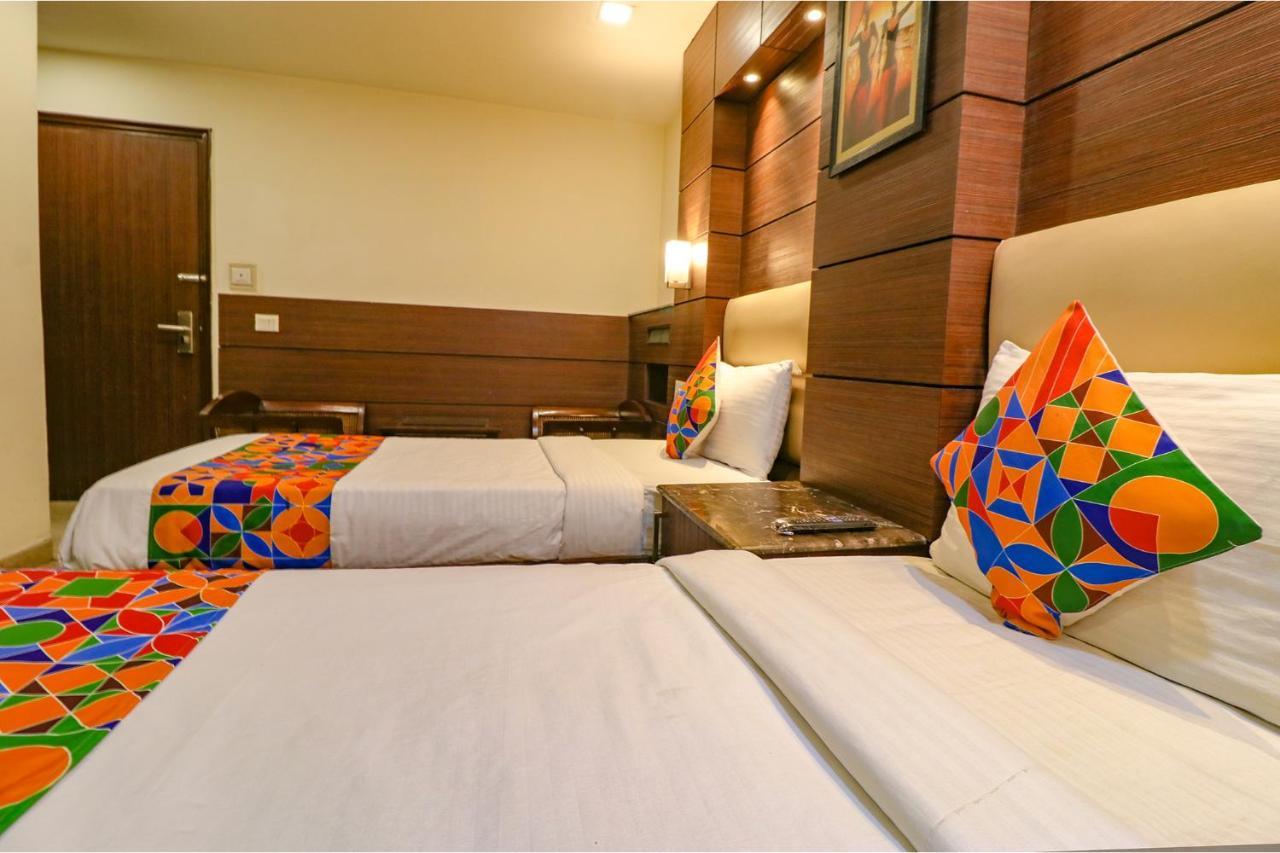 แฟ็บโฮเทล แอดไมร์ สวีท Hotel นิวเดลี ภายนอก รูปภาพ