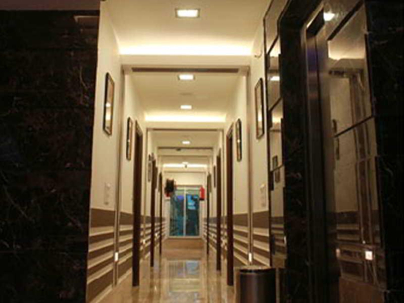 แฟ็บโฮเทล แอดไมร์ สวีท Hotel นิวเดลี ภายนอก รูปภาพ
